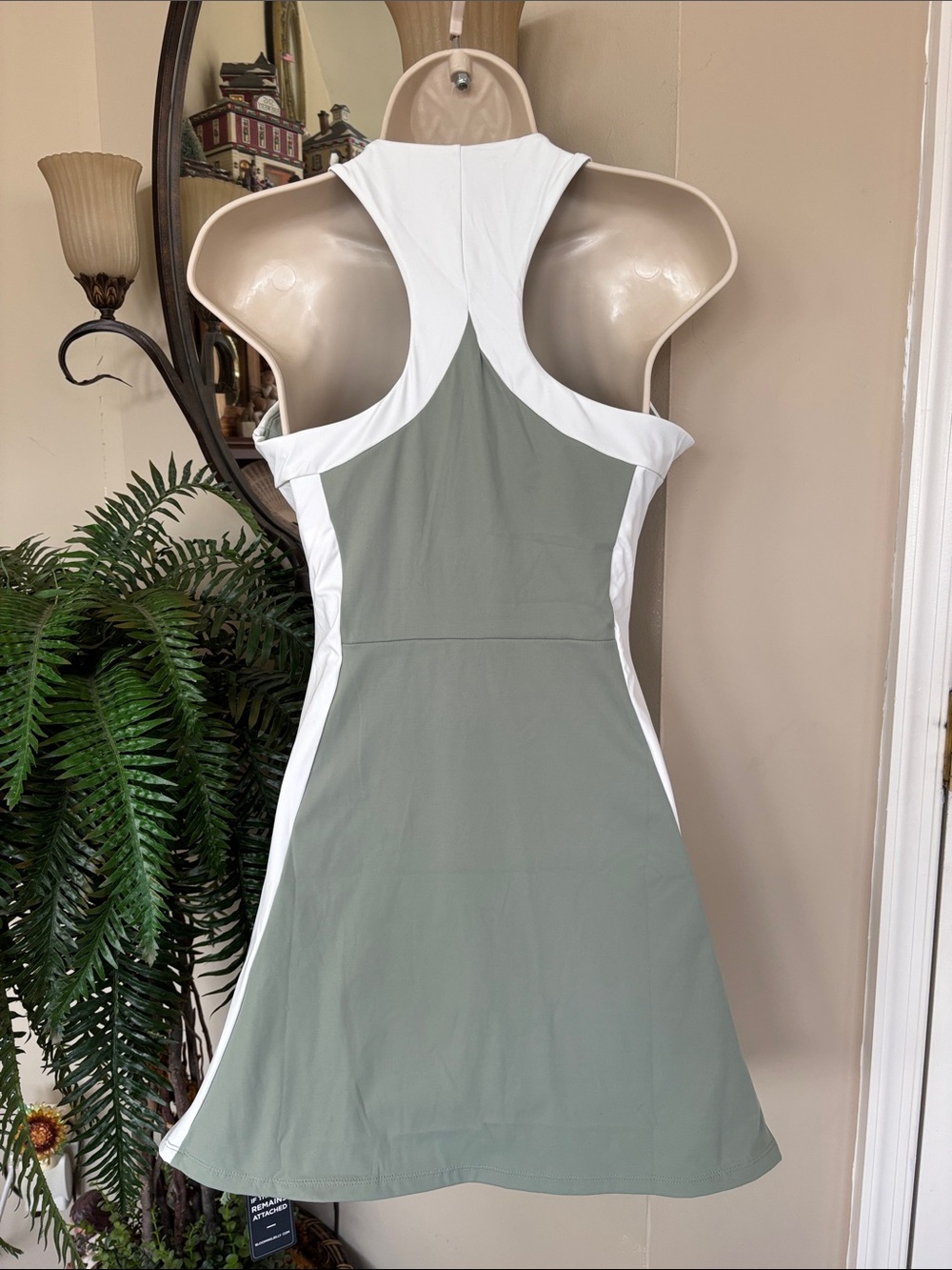 NWT Green & White Slimming Color Block Tennis Dress Built In Bra Racerback Golf - Picture 7 of 15
